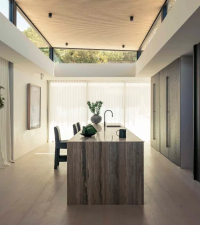 Bronte Oceanview Minimalist Kitchen